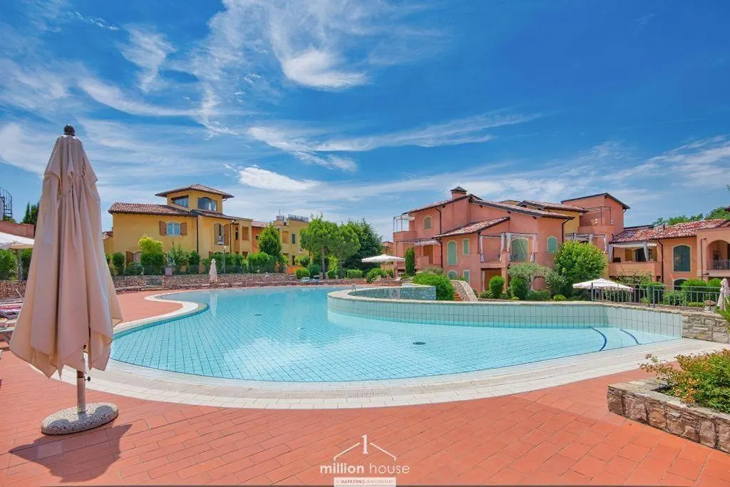 Lake Garda Retreat - Little Dream Houses Manerba del Garda